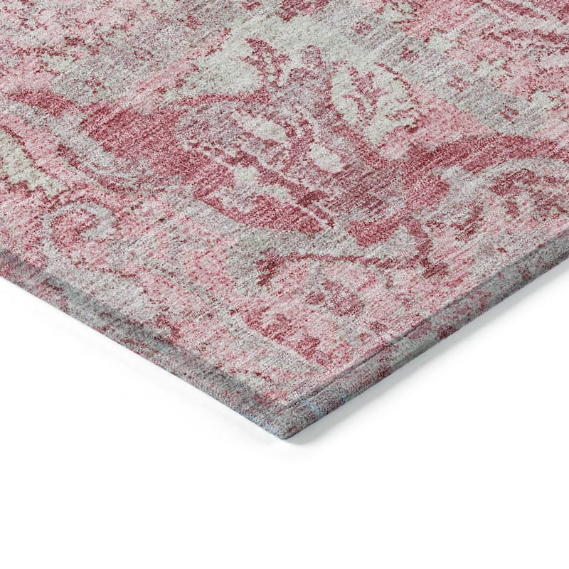 Machine Washable Indoor/ Outdoor Vintage Traditional Chantille Rug