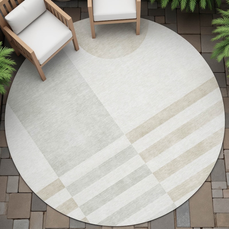Machine Washable Indoor/Outdoor Modern Fusion Chantille Rug - Linen - 8' x 8'