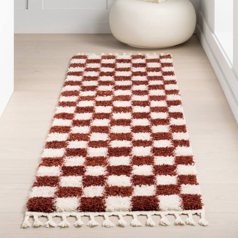 Nuloom Carlisha Contemporary Checkered Area Rug - 2' 8" x 8' - Red - Runner