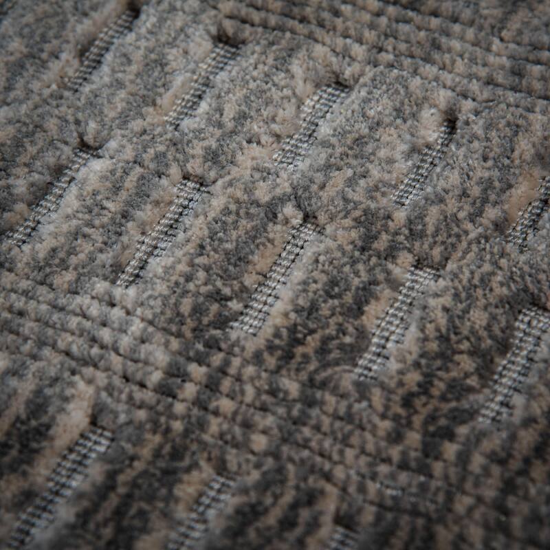 Alora Decor Pure Hand Loomed High/Low Geometric Rug