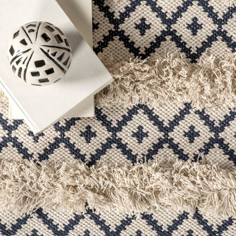Nuloom Boho Ivory Handmade Casual Lavish Diamond Overstriped Area Rug