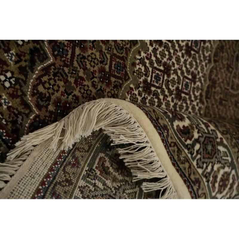 Hand Knotted Oriental 100% Wool Carpet Traditional Medallion Beige & Ivories Tabriz Area Rug - 6' 0'' X 4' 0''