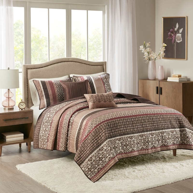 Madison Park Dartmouth 5 Piece Jacquard Quilt Set with Throw Pillows