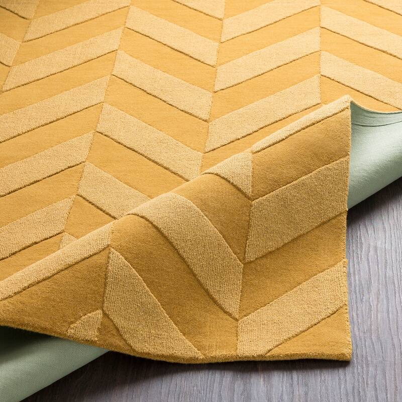 Hand-Woven Ann Tone-on-Tone Zig-Zag Wool Rug
