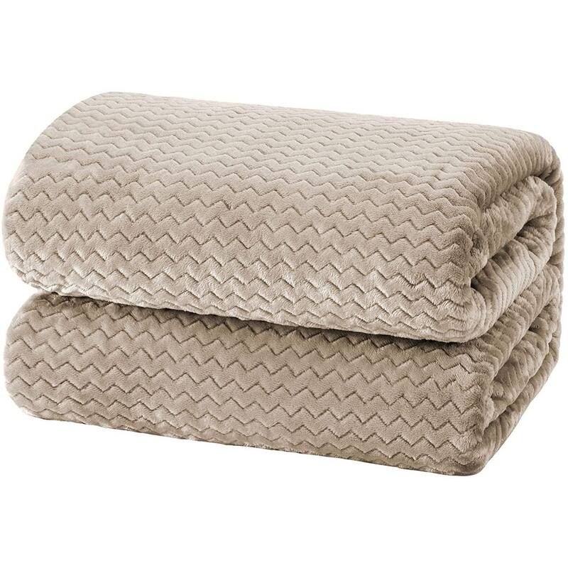 Ultra Breathable Jacquard Lightweight Fleece Throw Blanket Bed Bath
