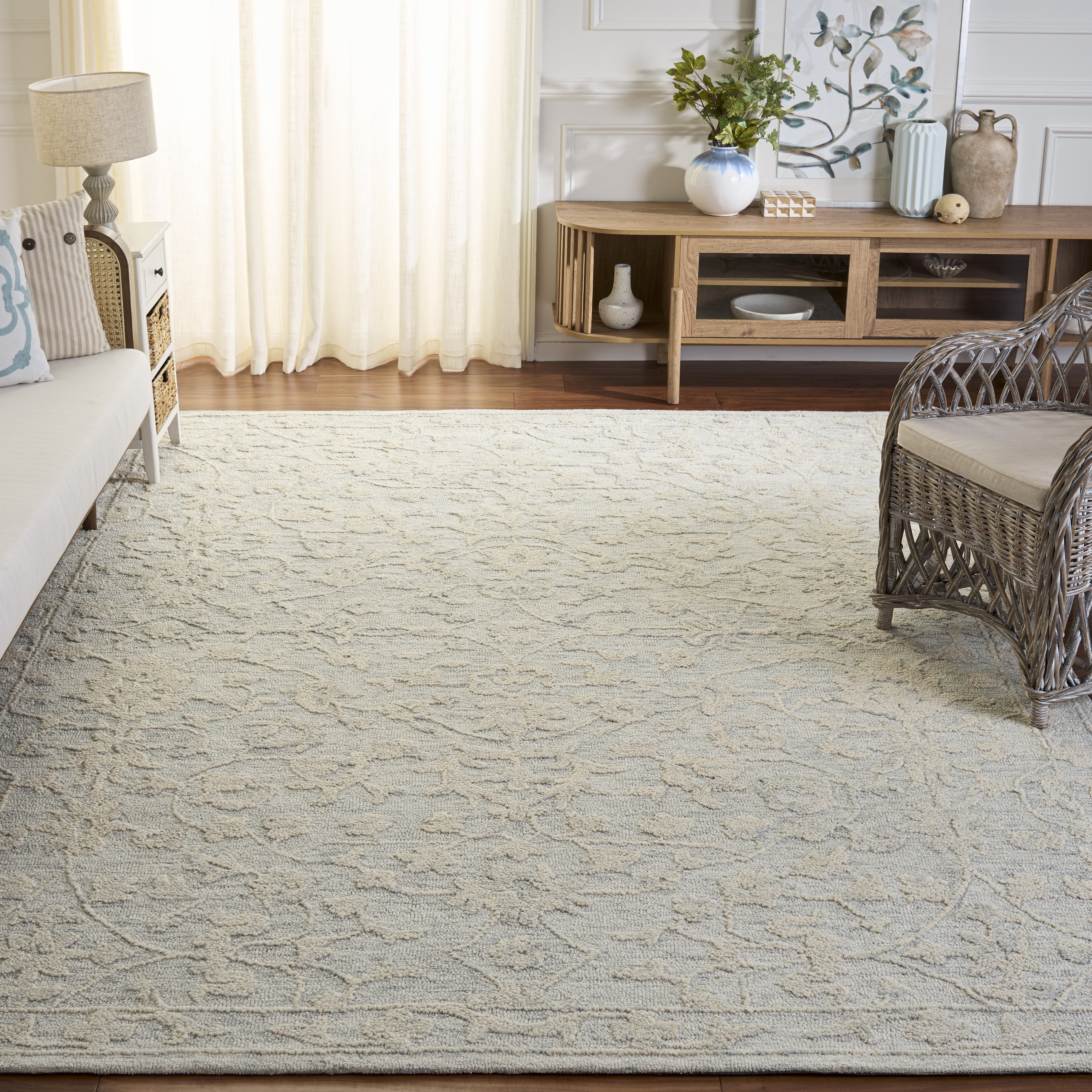 SAFAVIEH Handmade Abstract Berthe Wool Rug