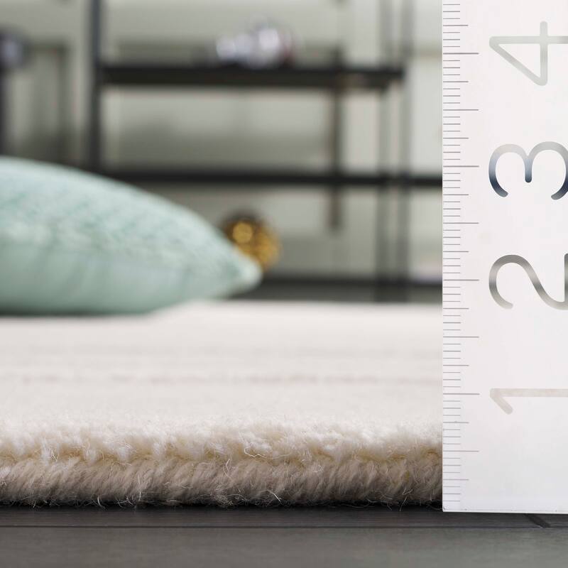 SAFAVIEH Handmade Mykonos Zduanida Modern Wool Rug