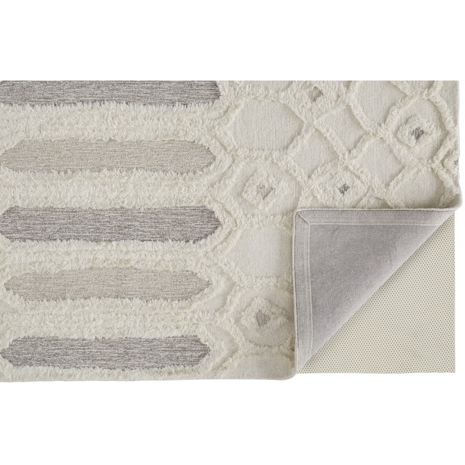 Zowu Geometric Stain Resistant Area Rug By HomeRoots - 5' x 8'