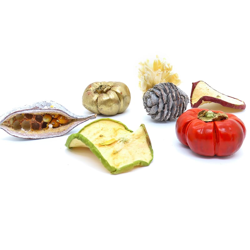 6" 250 Gram Mixed Potpourri- Sliced Apples, White Washed Cones - 6 in