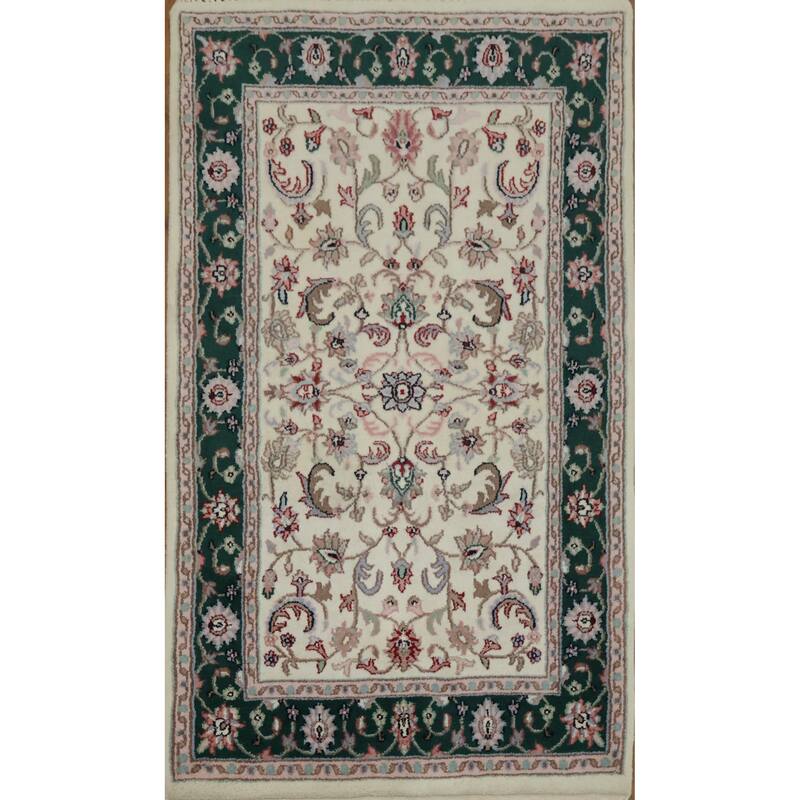 Hand Knotted Oriental 100% Wool Carpet Traditional All-Over Beige & Ivories Kashan Area Rug - 5' 1'' X 3' 0''