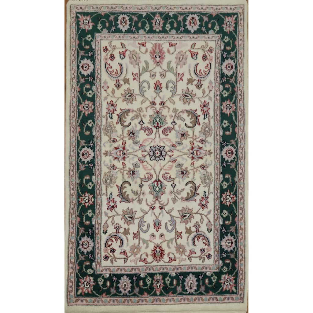 Hand Knotted Oriental 100% Wool Carpet Traditional All-Over Beige & Ivories Kashan Area Rug - 5' 1'' X 3' 0''