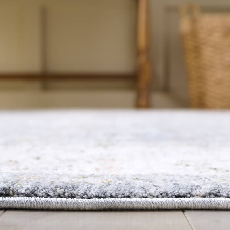 Martha Stewart Dorli Traditional Rug