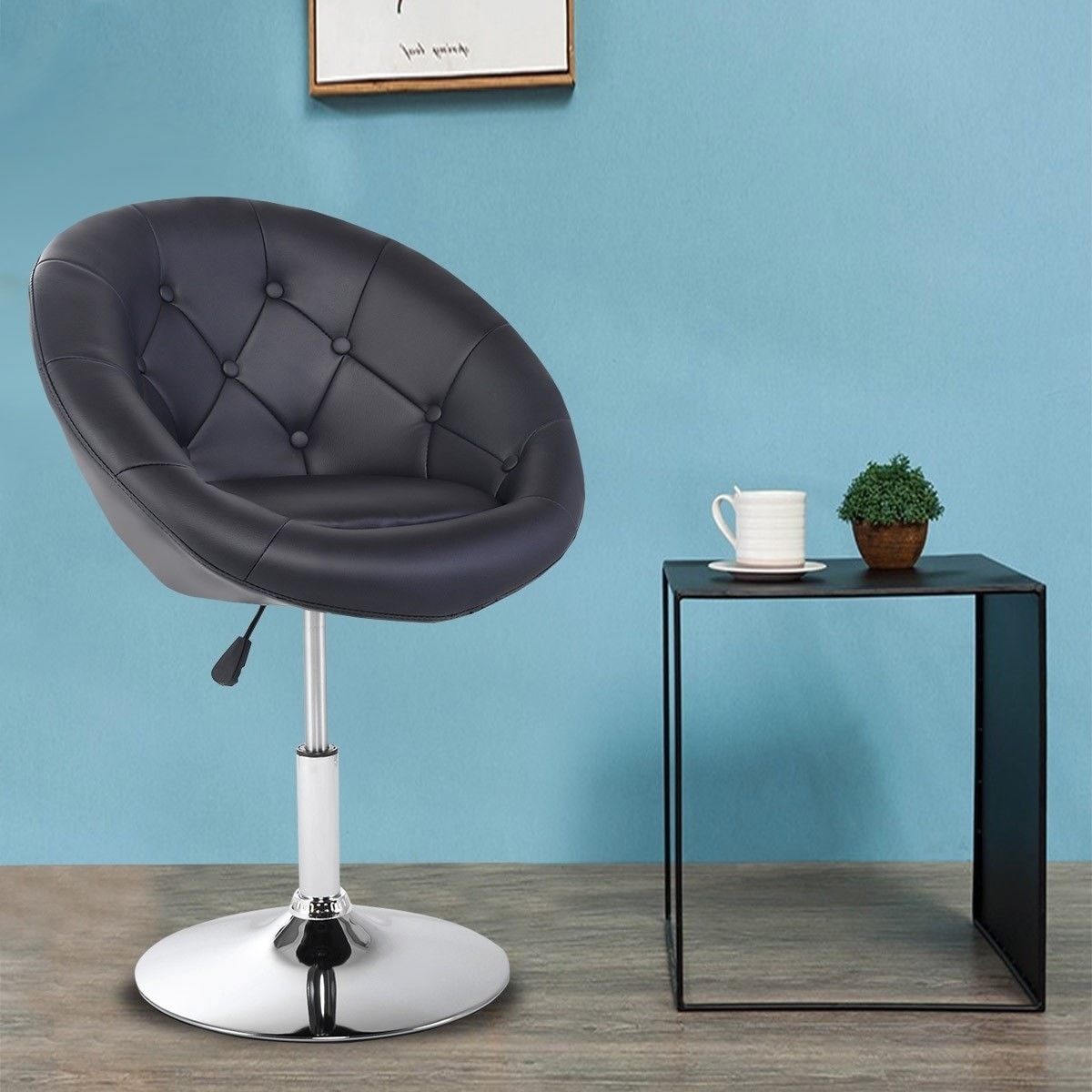 Round back store leather chair