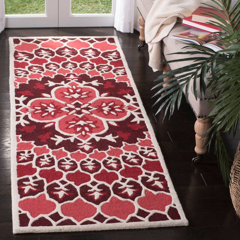 SAFAVIEH Handmade Bellagio Ronak Modern Oriental Wool Rug - 2'3" x 7' Runner - Red/Ivory