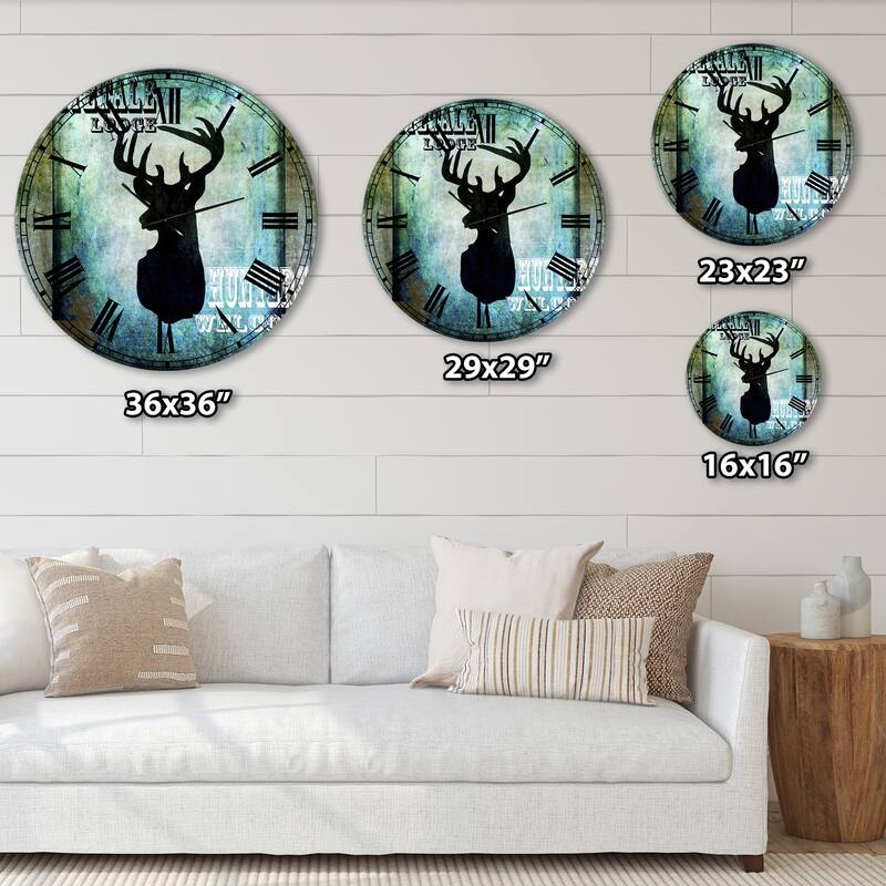 Designart 'Lodge Whitetale Lodge' Oversized Cottage Wall Clock Bed