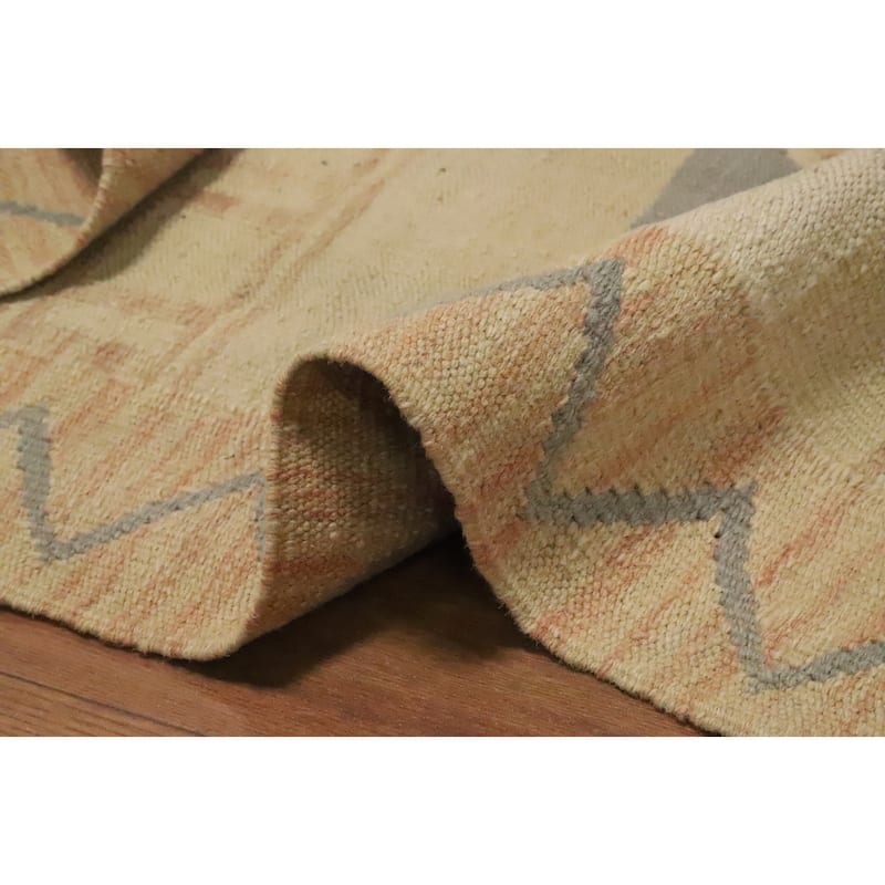 Hand Woven Oriental 100% Wool Carpet Southwestern Tribal Beige & Ivories Kilim Area Rug - 4' 10'' X 2' 10''