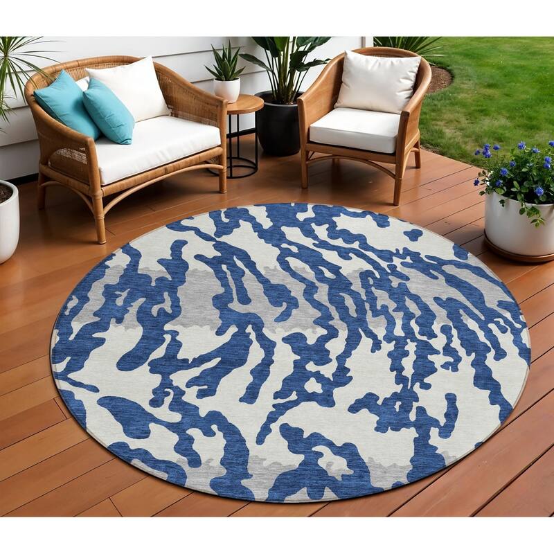 HomeRoots Animal Print Transitional Rectangle Outdoor Rug - 8' Round
