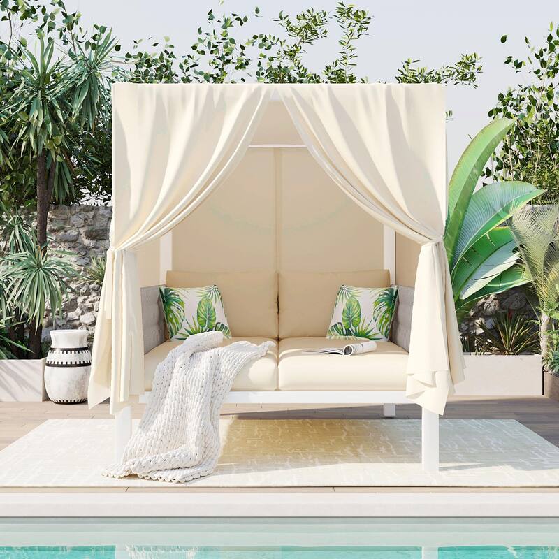 Outdoor Patio Sunbed with Curtains, High Comfort, Suitable