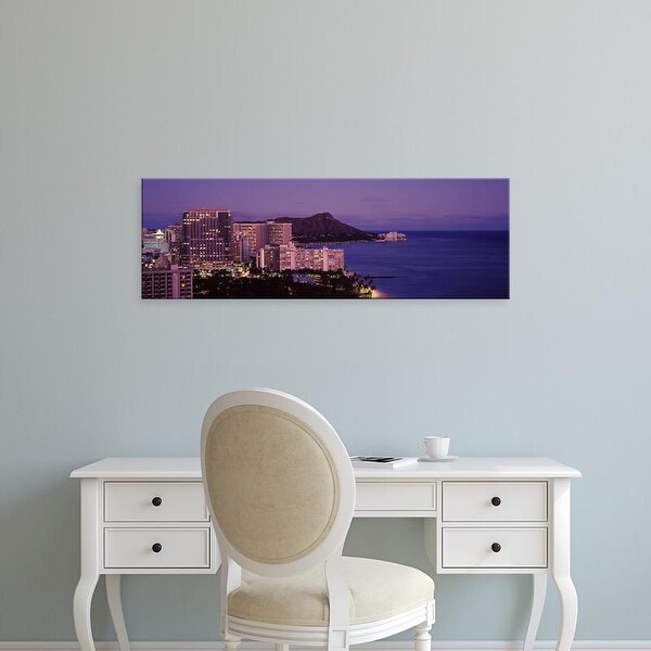 Easy Art Prints Panoramic Image 'Buildings at waterfront, Waikiki, Honolulu, Oahu, Honolulu County, Hawaii' Canvas Art