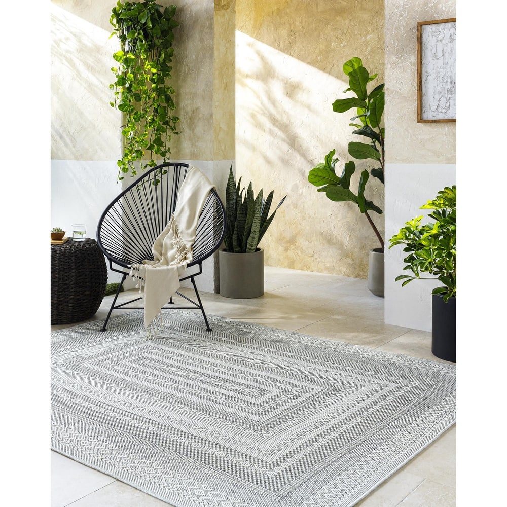 Livabliss Pismo Beach Cottage Border Outdoor Area Rug