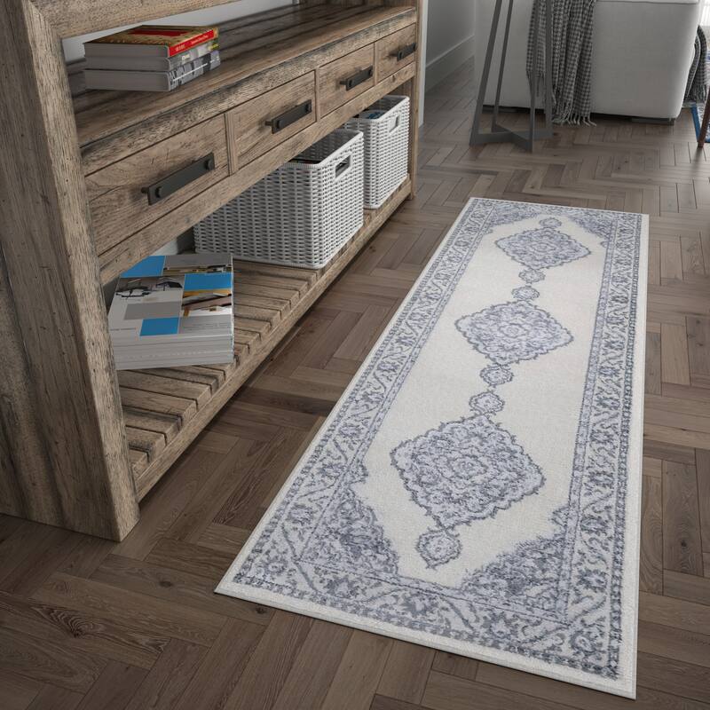Carrington Shabby Chic Medallion Indoor Area Rug