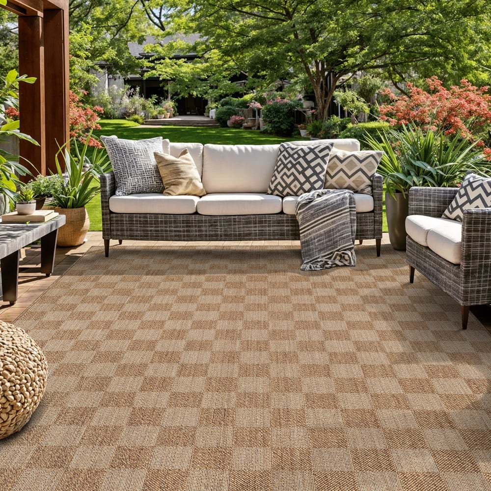 World Rug Gallery Checkered Indoor/Outdoor Flat Woven Area Rug