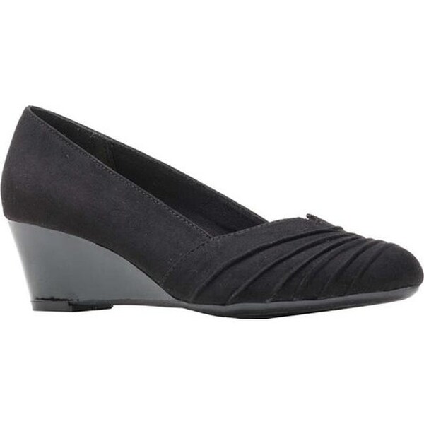 sports direct kids water shoes