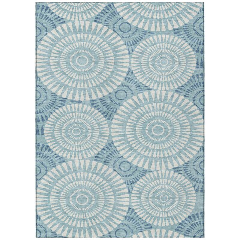 HomeRoots Geometric Transitional Rectangle Outdoor Rug