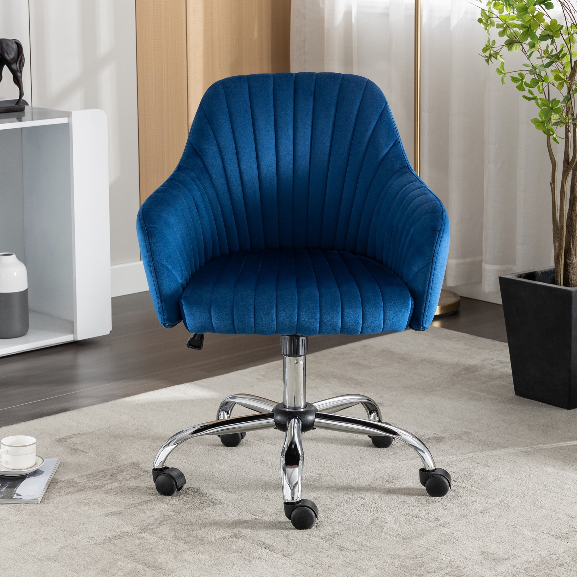 Velvet rolling stool 2025