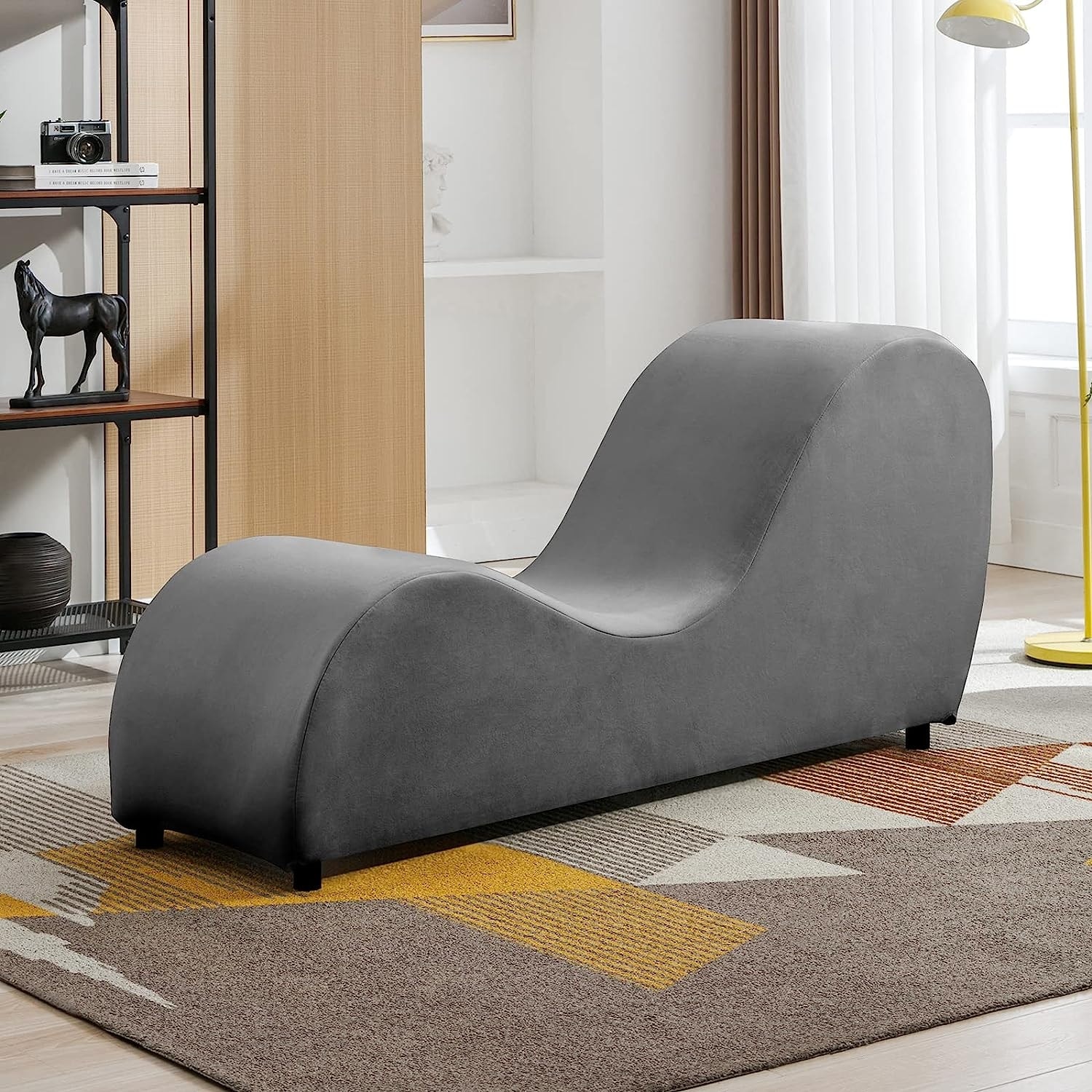 Chaise shop yoga chair