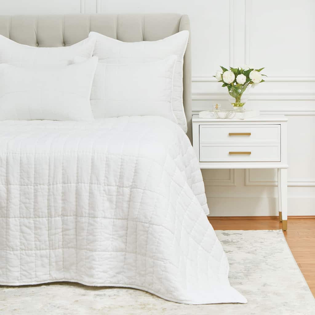 Odine Dove Modern Premium Luxury Queen Bedding Quilt Decor