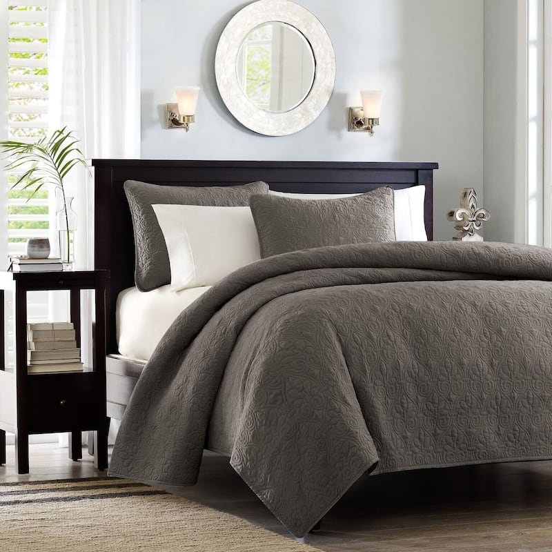 Madison Park Mansfield Reversible Quilt Set