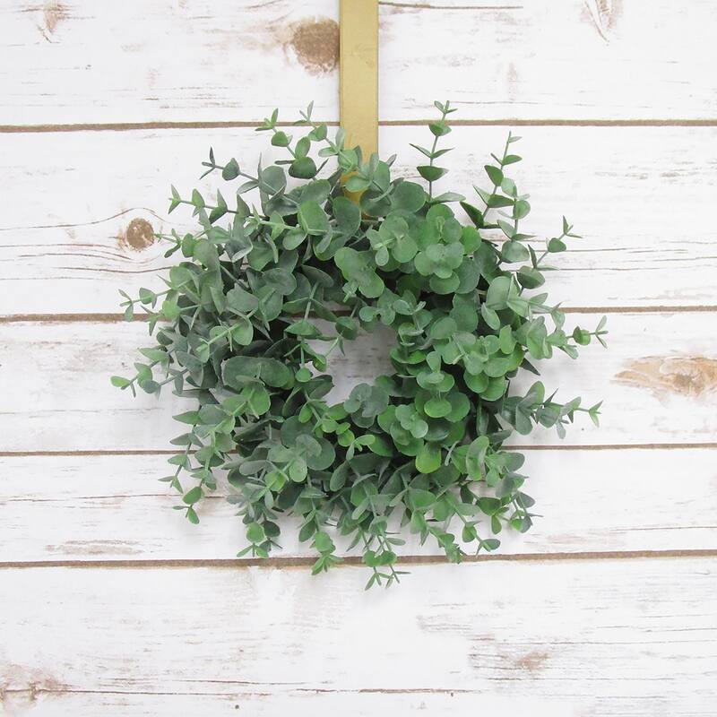 Petite Frosted Green Artificial Eucalyptus Leaf Foliage Greenery Wreath 9in