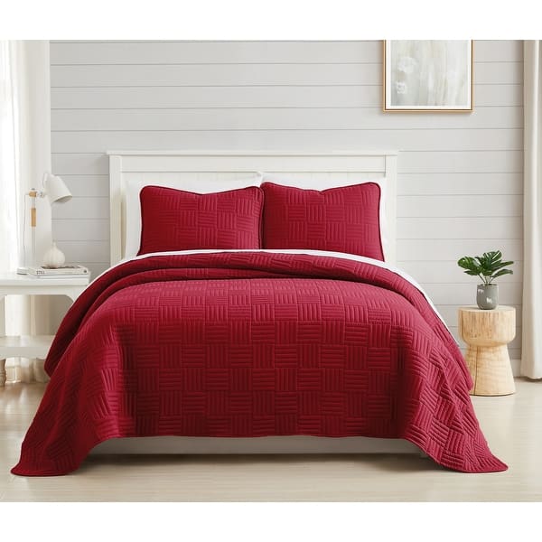 slide 2 of 6, Southshore Fine Linens 3-peice Solid Grid Quilt and Sham Set Red - Full - Queen