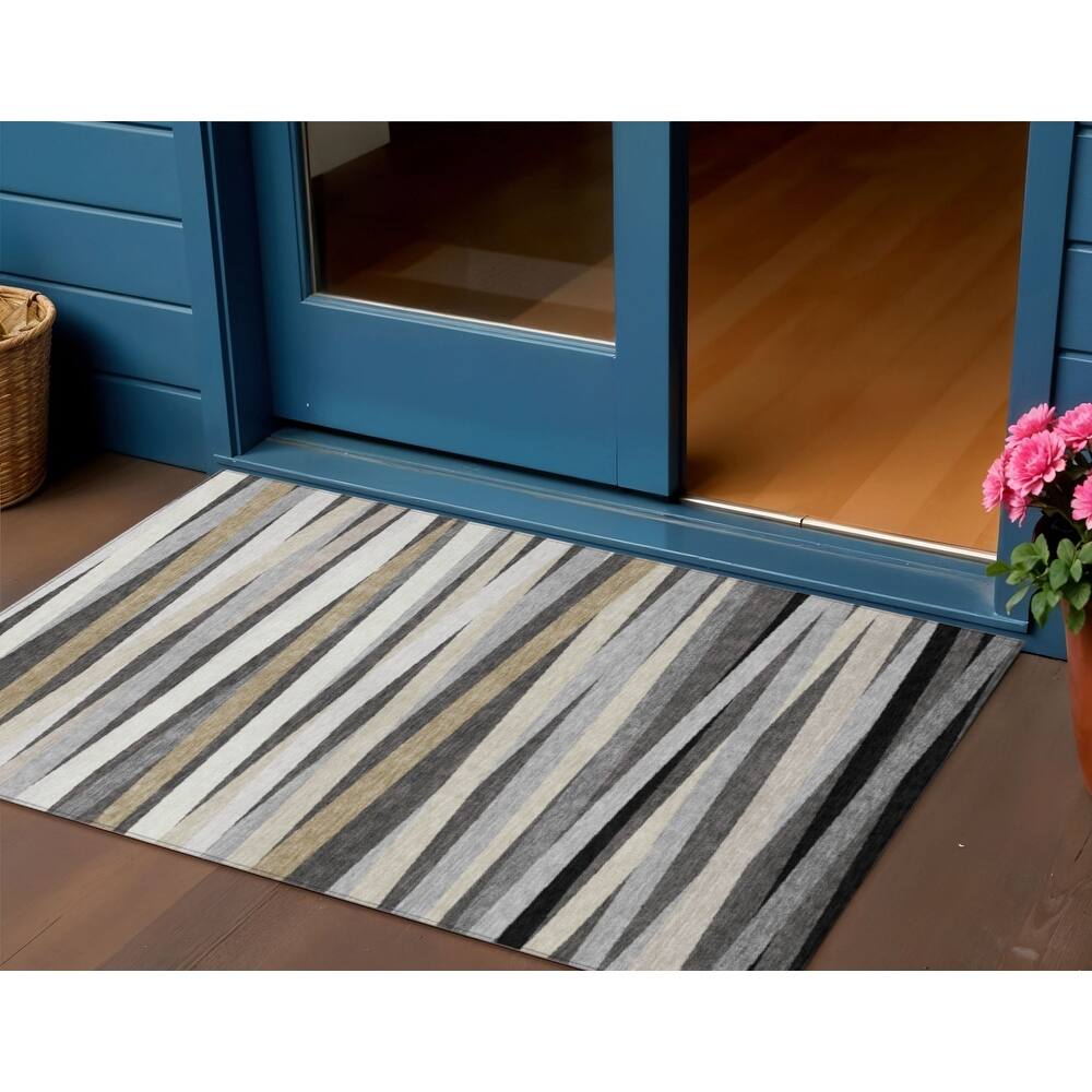 HomeRoots Striped Transitional Rectangle Outdoor Rug