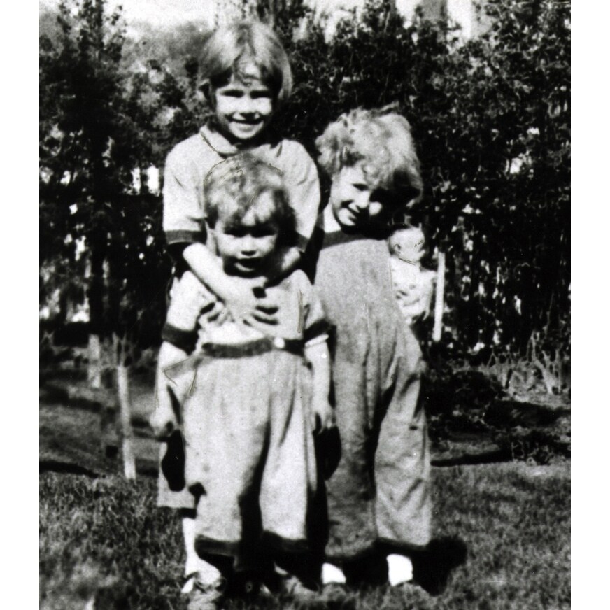 Get Marlon brando children For iPhone Free