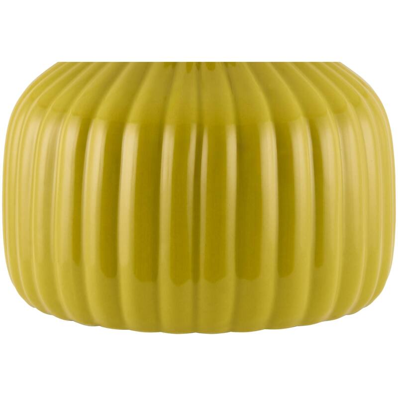 Livabliss Vadso Traditional Accent Table Lamp