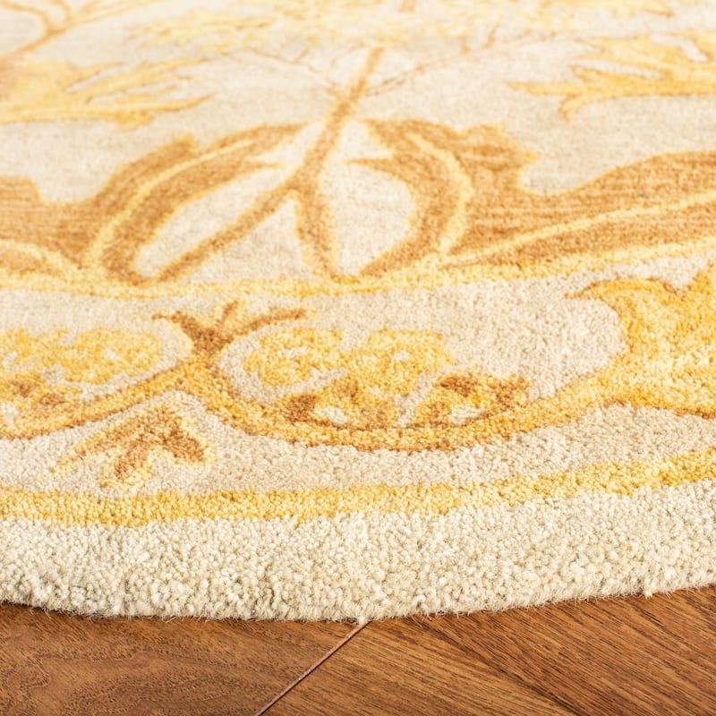 SAFAVIEH Handmade Anatolia Sevinj Traditional Oriental Wool Rug