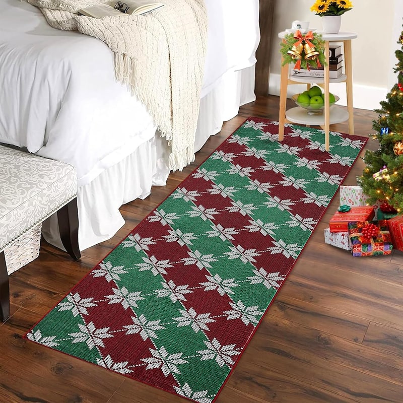 GustoWave Christmas Geometric Throw Area Rugs, Non Slip Machine Washable, Green+Red - 1'6" x 2'6" - Multi 2*6ft