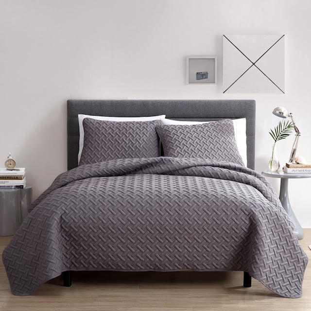 VCNY Nina Embossed Quilt Set - Twin - Grey