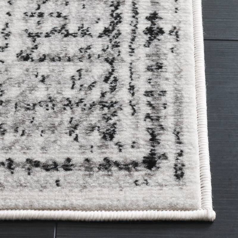 SAFAVIEH Temple Dellar Modern & Contemporary Jute Rug