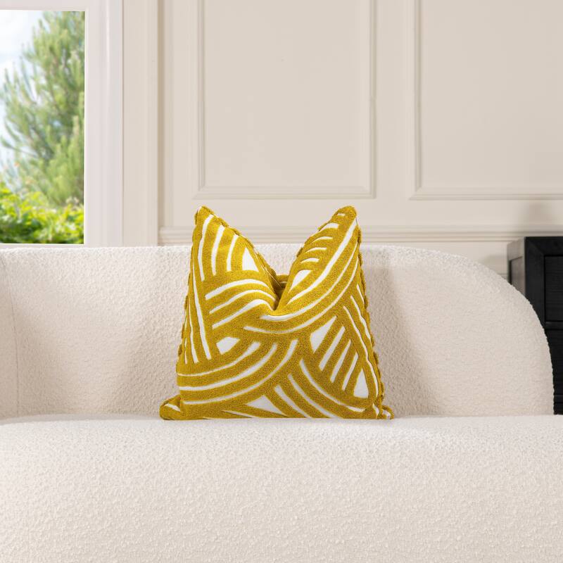 Jennifer Taylor Home La Broderie Accent Throw Pillow