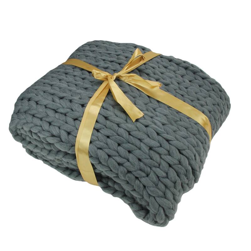 Smokey Gray Cable Knit Plush Throw Blanket 50" x 60"