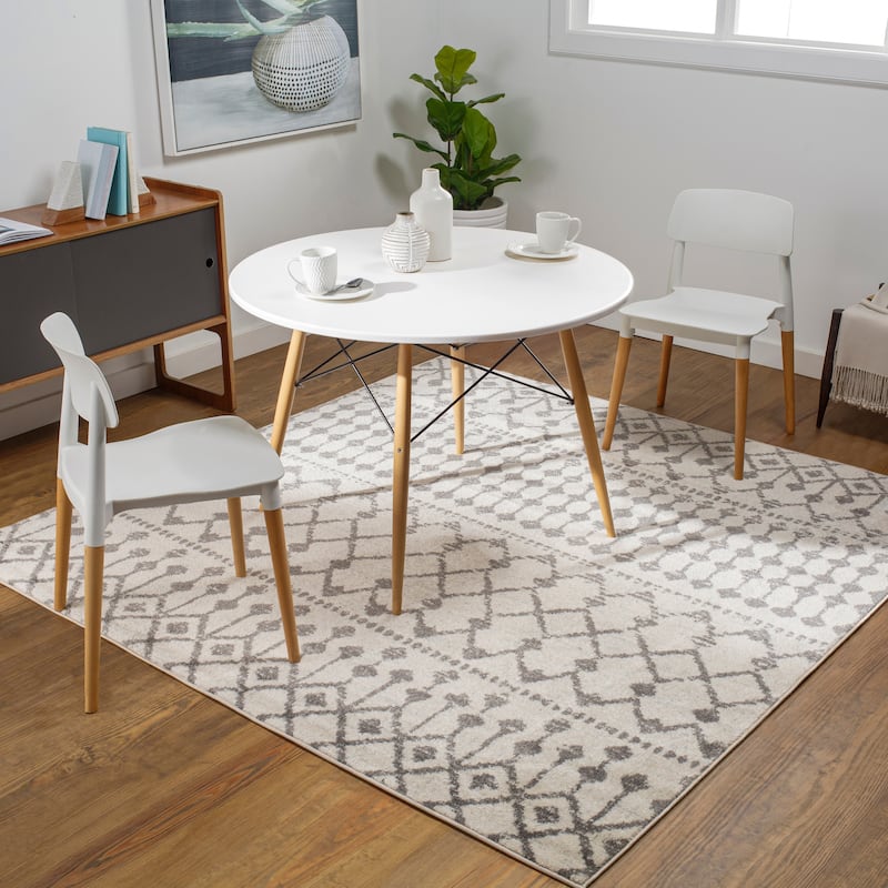 Livabliss Mieke Geometric Bohemian Area Rug - Light Grey - 7'10" Square