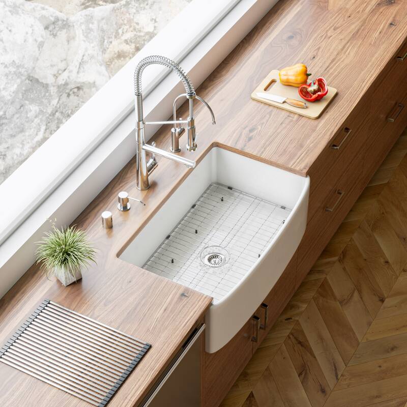 ALFI Brand White Smooth Curved Apron 33" x 20" Single Bowl Fireclay Farm Sink with Grid