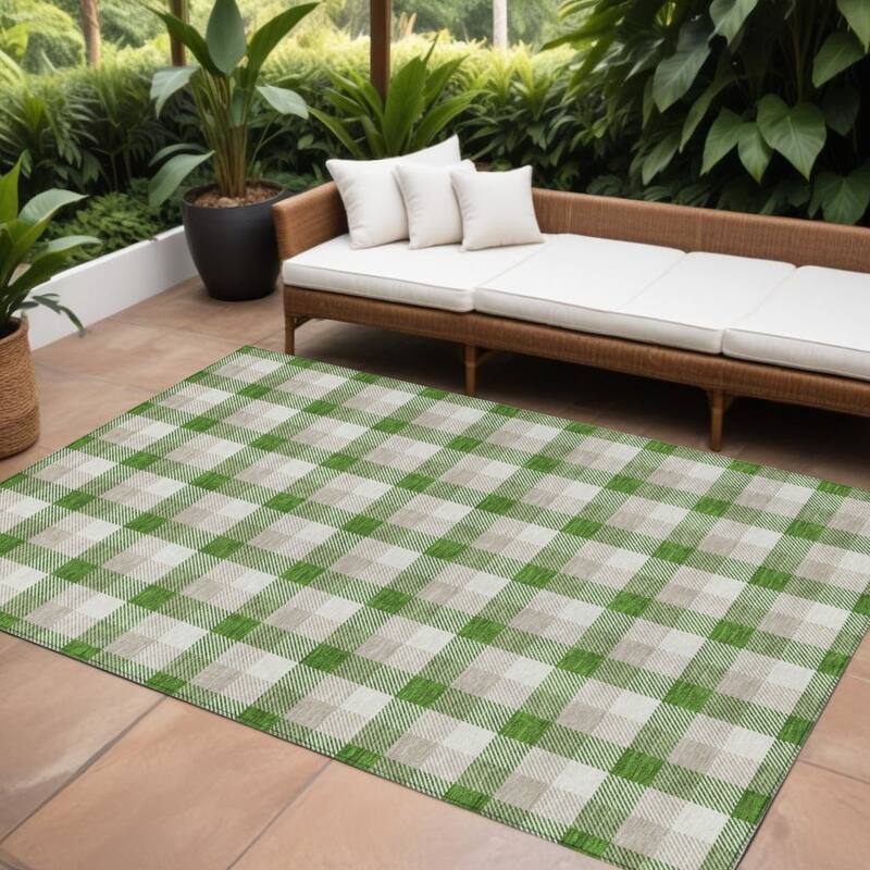HomeRoots Plaid Transitional Rectangle Outdoor Rug - 9' X 12'