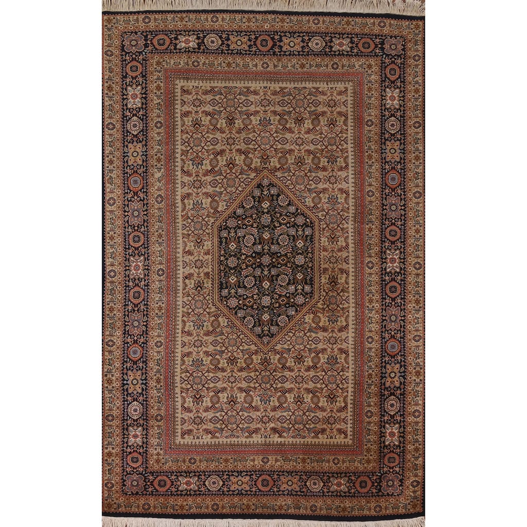 Hand Knotted Oriental 100% Wool Carpet Traditional Medallion Beige & Ivories Bidjar Area Rug - 9' 0'' X 5' 11''