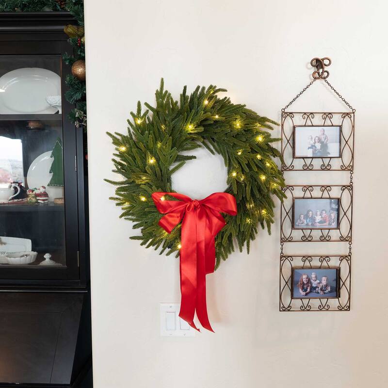 30 in. Pre-Lit LED Wreath - Norfolk