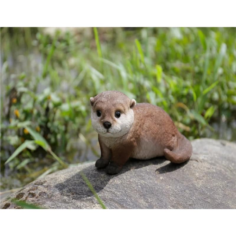Leaning Forward Otter Outdoor Garden Statue - 7.5"