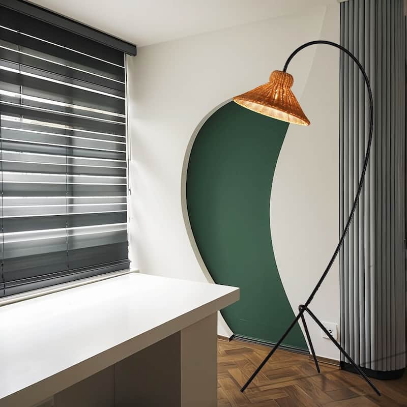 Novelty Black Metal Arc Floor Lamp with Rattan Woven Shade - N/A